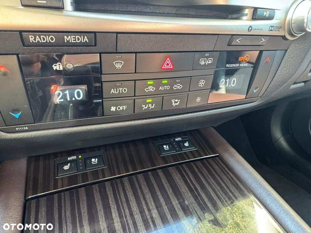 Lexus GS - 11