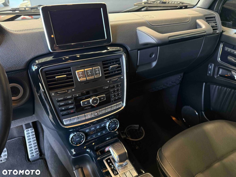 Mercedes-Benz Klasa G AMG 63 AMG SPEEDSHIFT 7G-TRONIC - 18