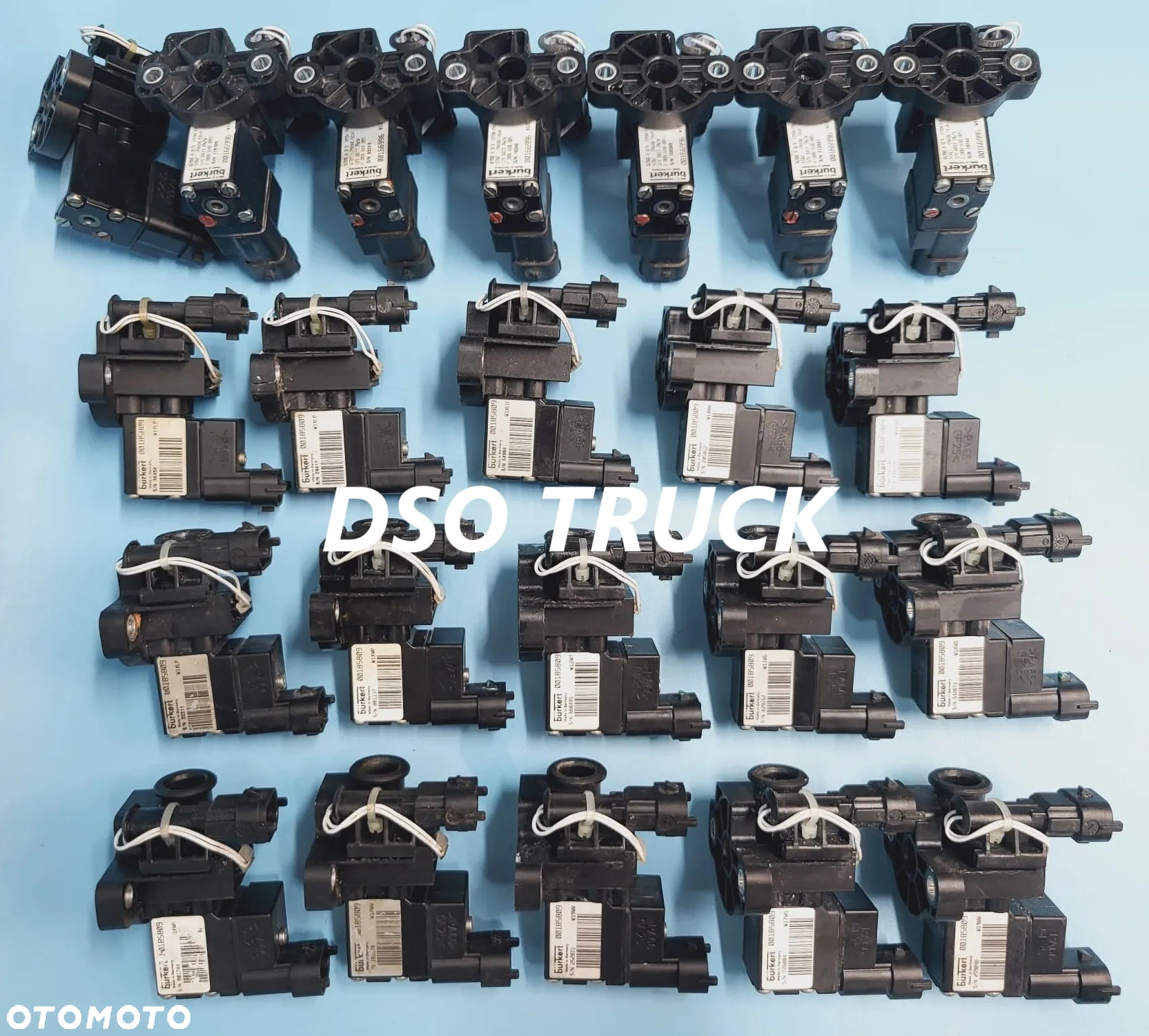 Zawor odpowietrzajacy ADBLUE 00166996 00185809 SCANIA MAN DAF - 8