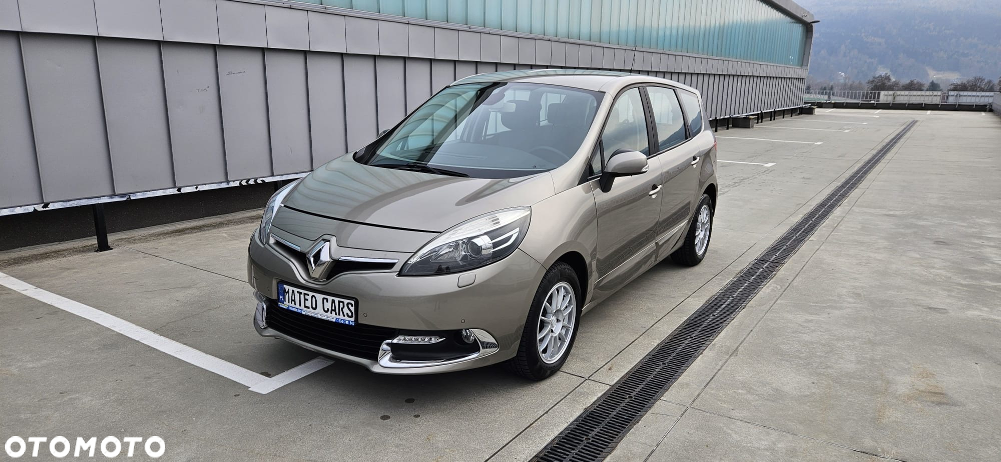 Renault Grand Scenic Gr 1.6 dCi Energy Bose Edition - 2