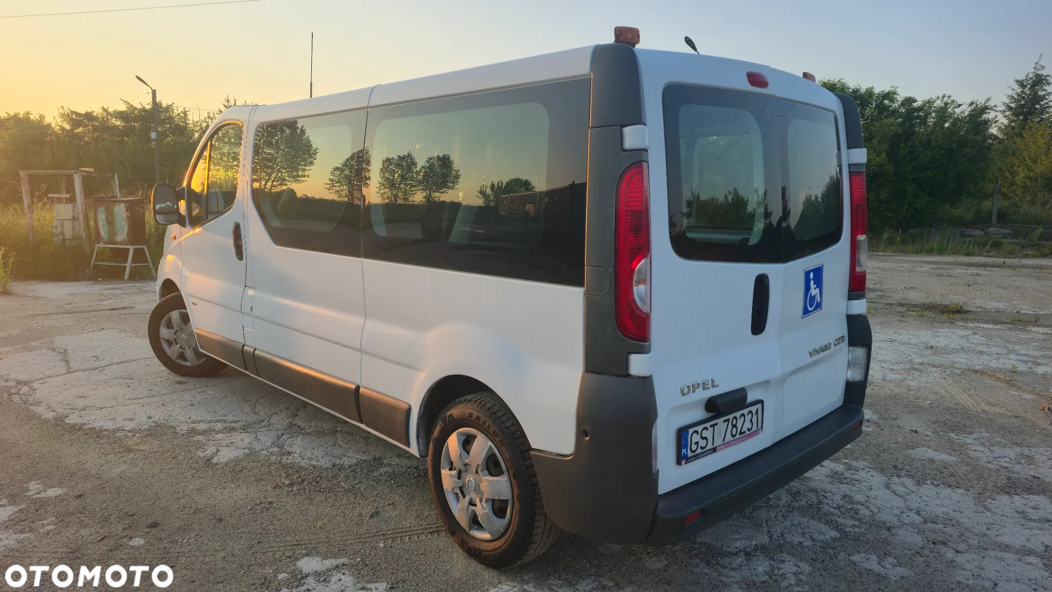 Opel Vivaro L2H1 2.9t - 6