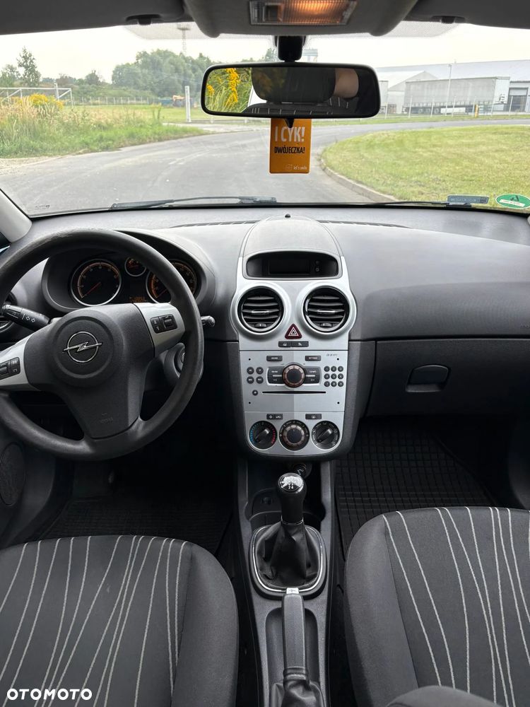 Opel Corsa 1.2 16V Enjoy - 4
