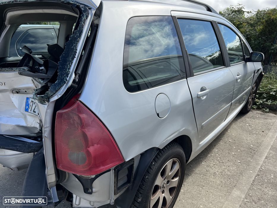 Peugeot 307 1.4 Hdi ano 2004 para peças - 3