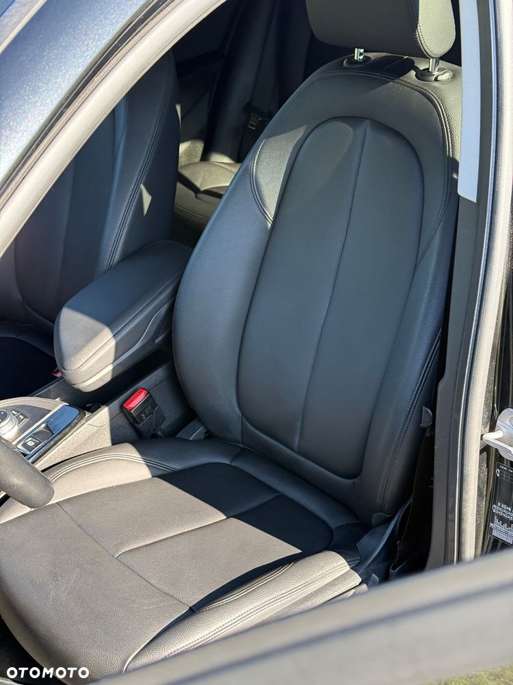 BMW X2 sDrive18d Advantage Plus - 8