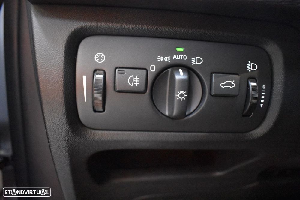 Volvo V40 2.0 D2 VOR - 35