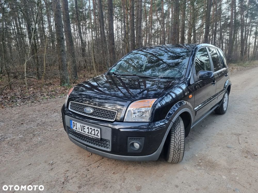 Ford Fusion 1.6 + - 36