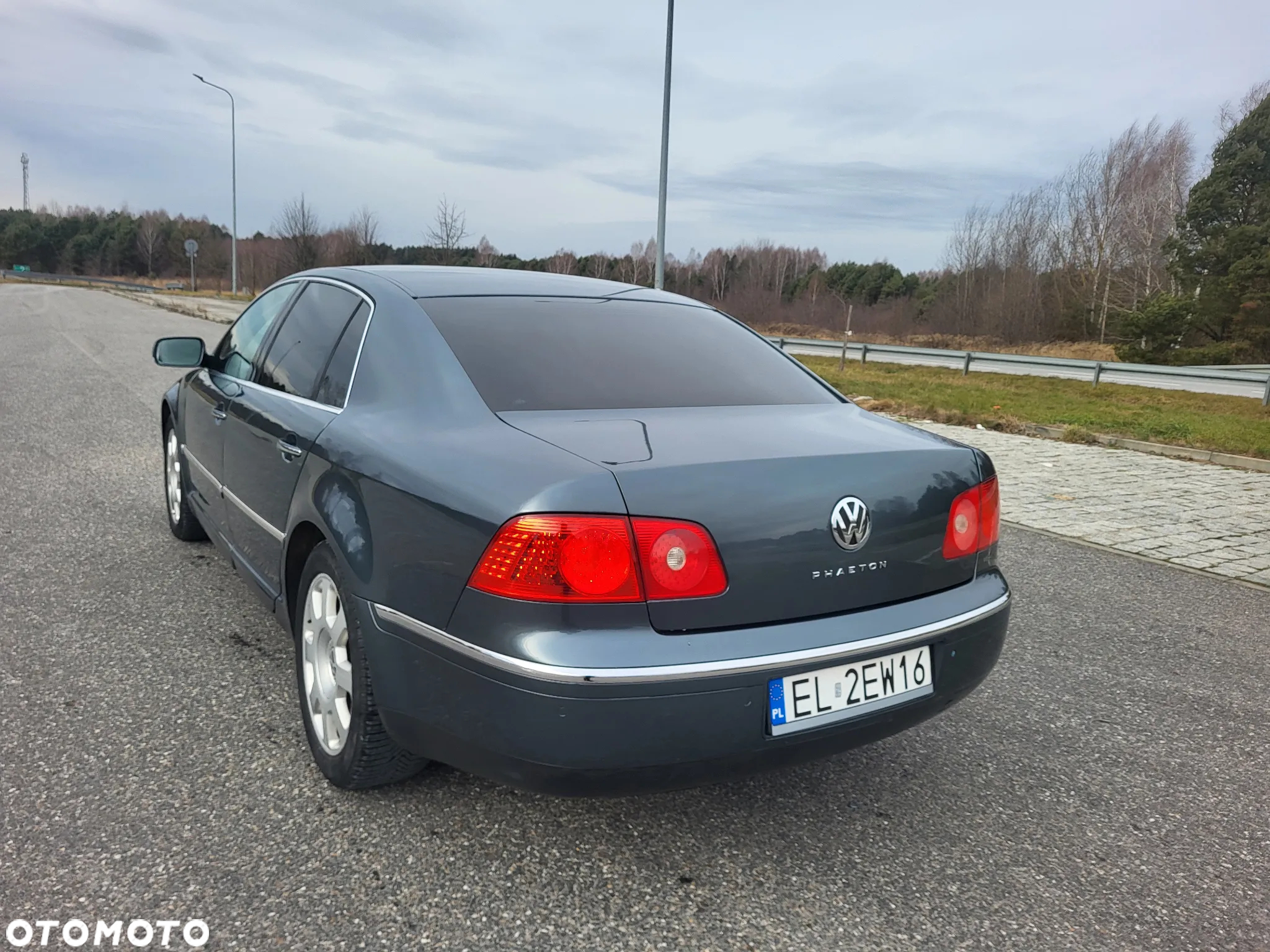 Volkswagen Phaeton 3.0 V6 TDI 4Mot (5 os.) - 9