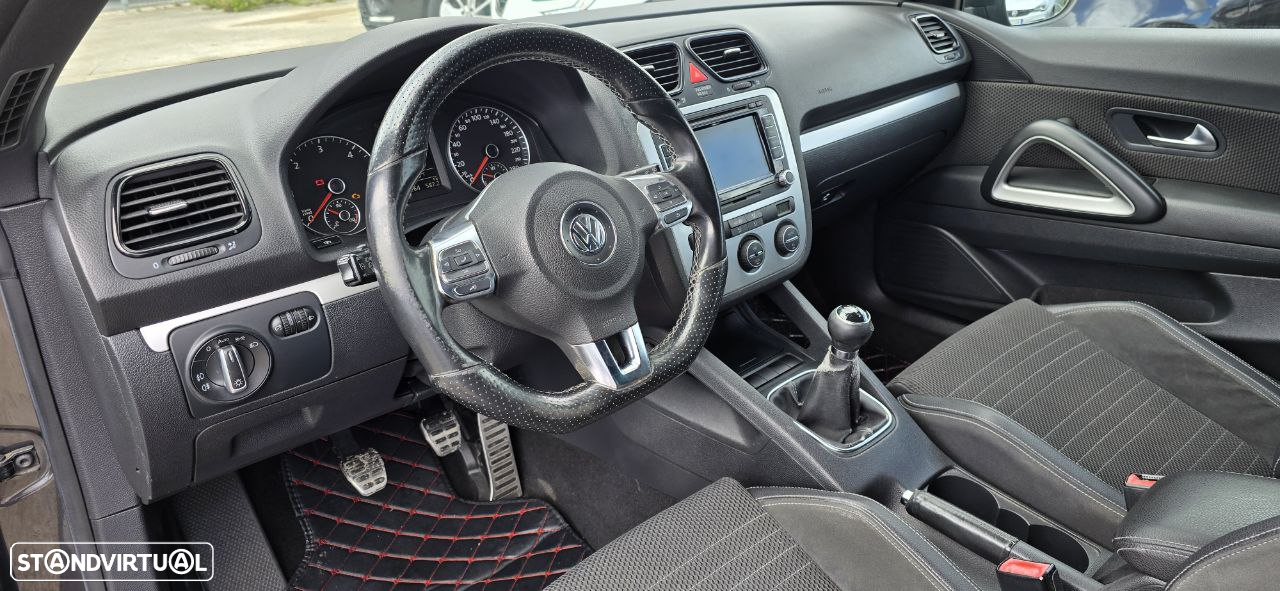 VW Scirocco 2.0 TDI Sport - 13