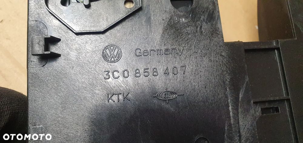 Schowek półka na karty wizytównik VW Passat B6 3C0858407 - 5
