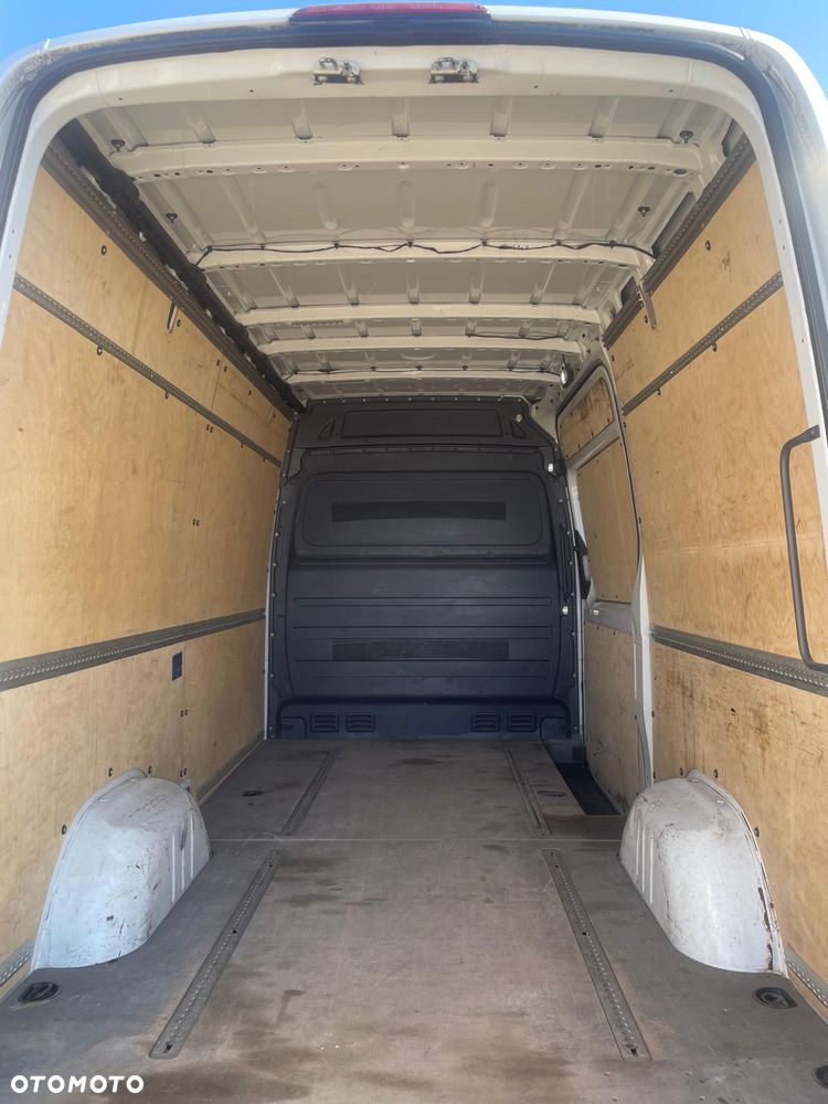 Mercedes-Benz Sprinter - 7