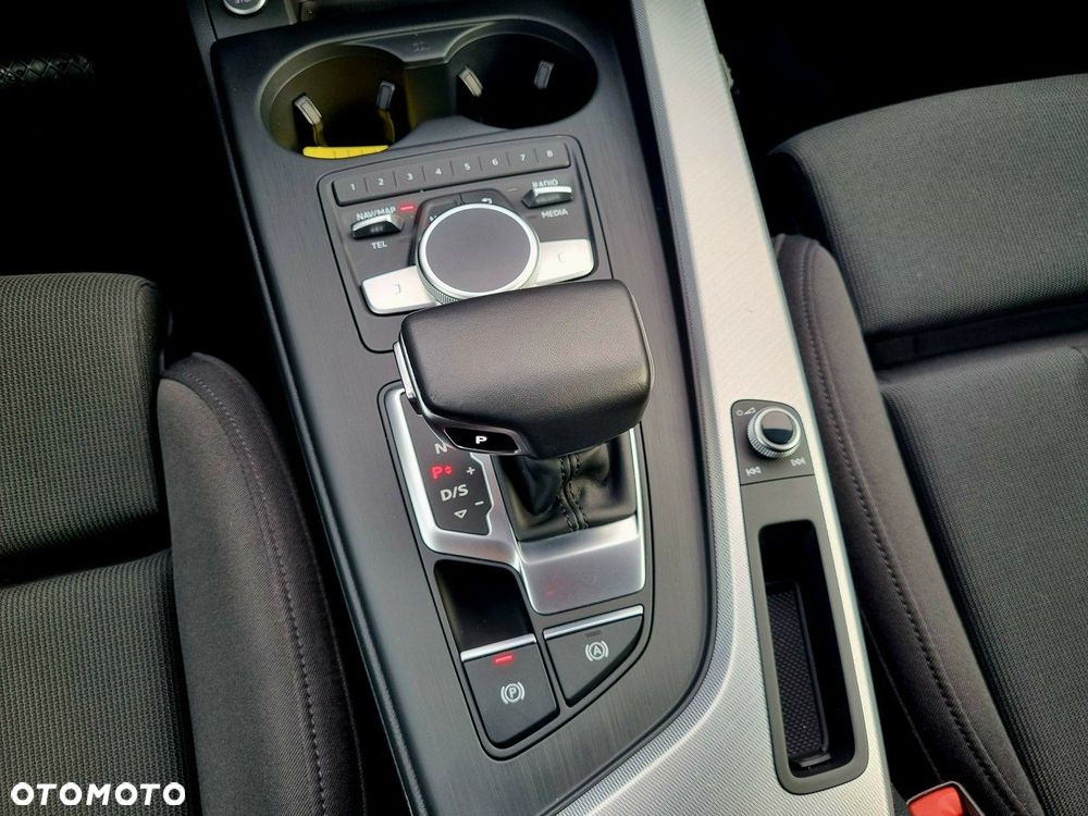 Audi A4 Avant 2.0 TDI S tronic - 27