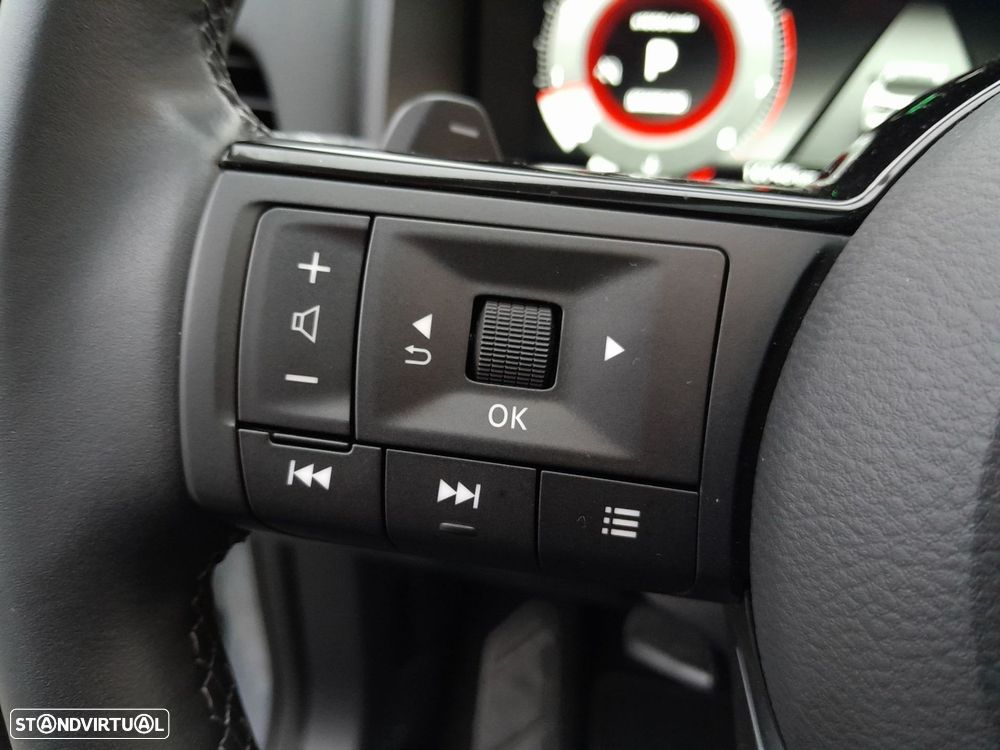 Nissan Qashqai 1.3 DIG-T N-Connecta LED+TT+SKY - 10