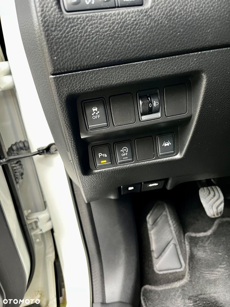 Nissan Qashqai - 12