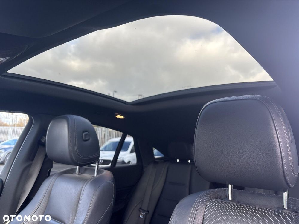 Mercedes-Benz GLE - 25