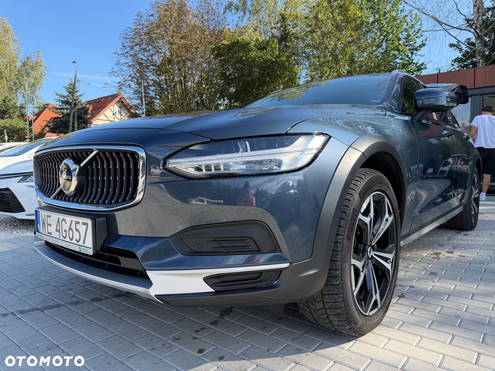 Volvo V90 Cross Country