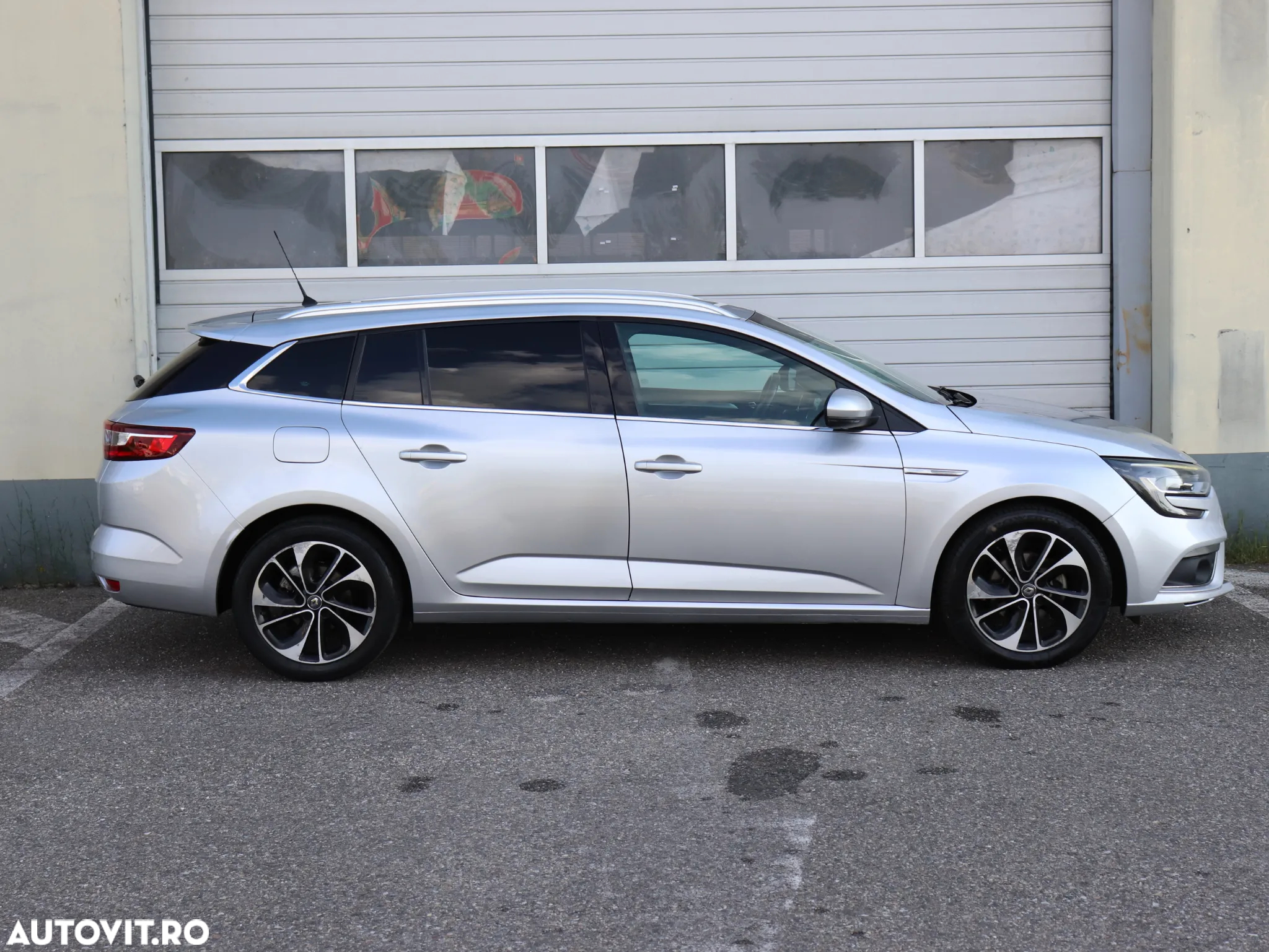 Renault Megane ENERGY dCi 110 EDC INTENS - 18