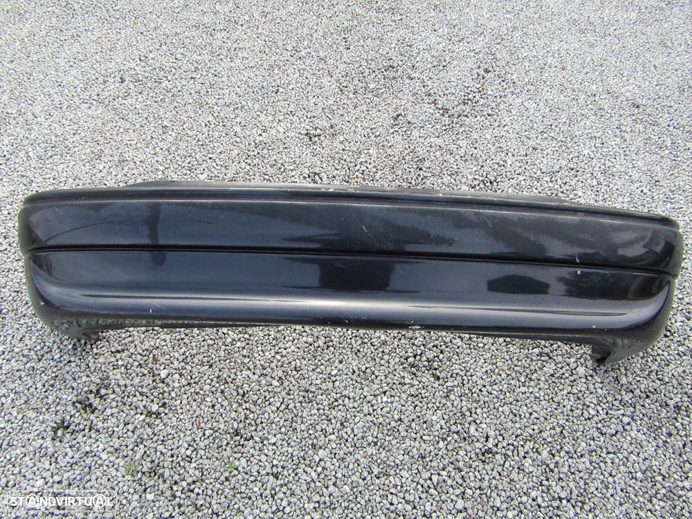 Para-choques tras Opel Astra ano 1995 original - 1