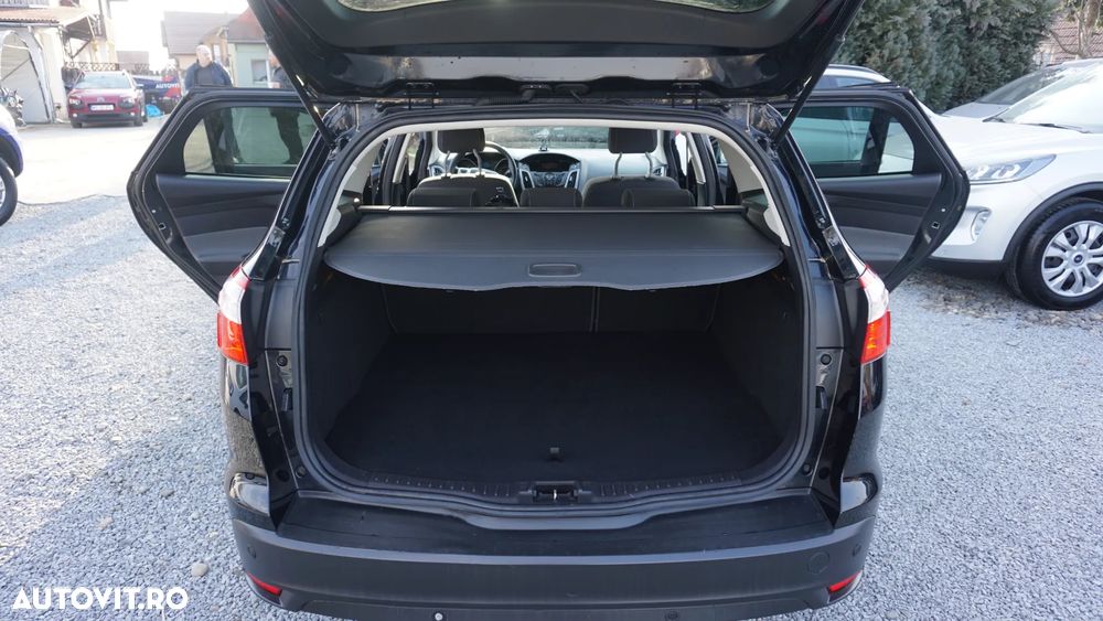 Ford Focus 1.0 EcoBoost Start-Stopp-System TREND - 14