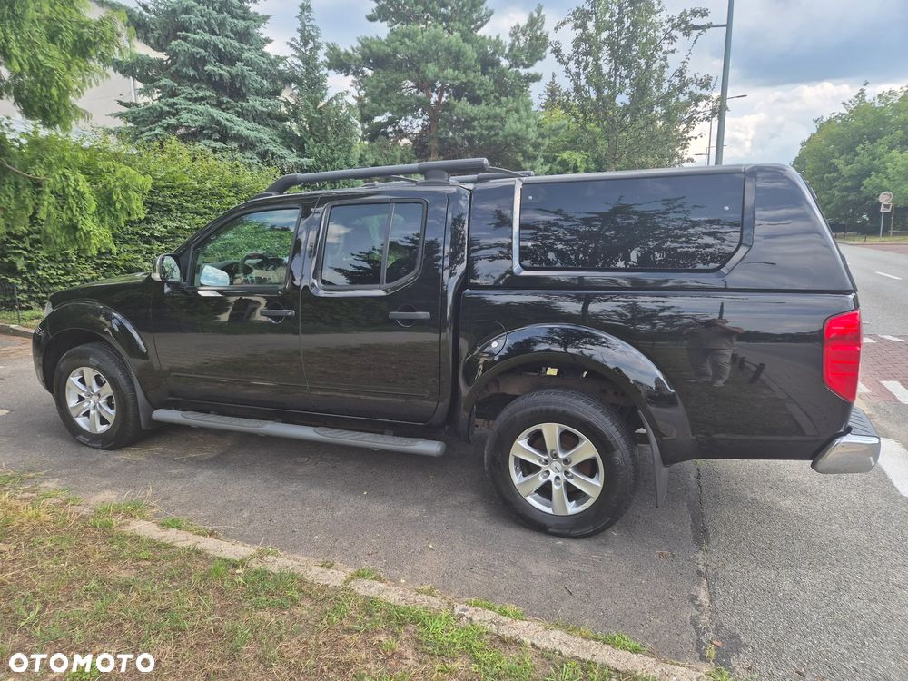 Nissan Navara 2.5 D Platinum Long EU5 - 10
