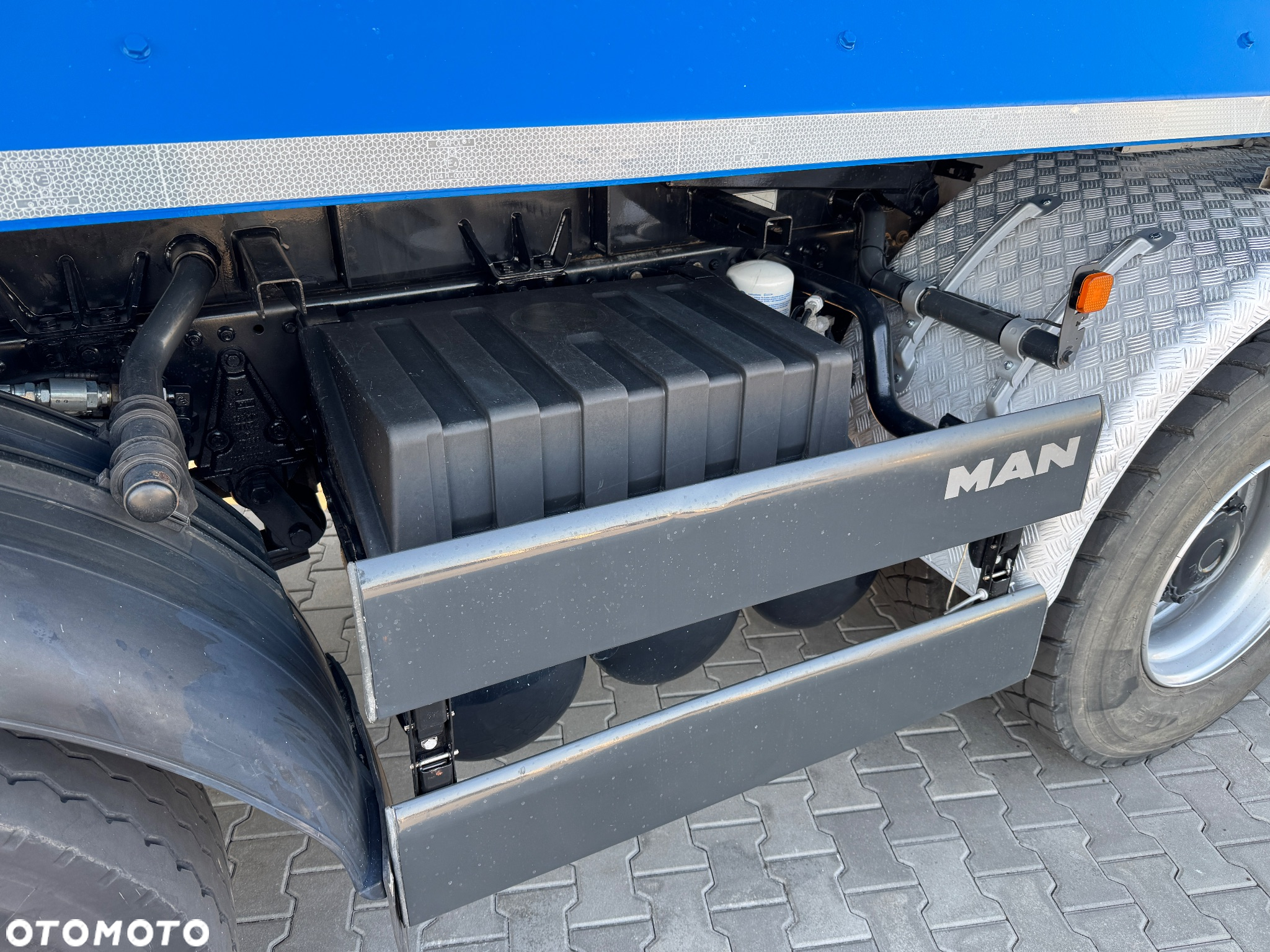 MAN TGS 35.440 8x6 - 12