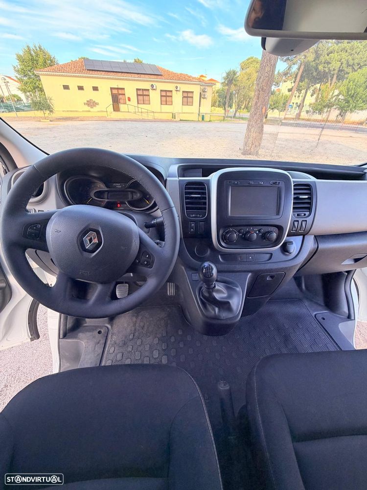 Renault trafic - 10