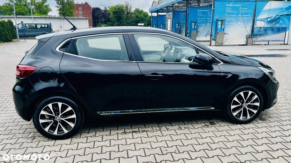 Renault Clio - 11