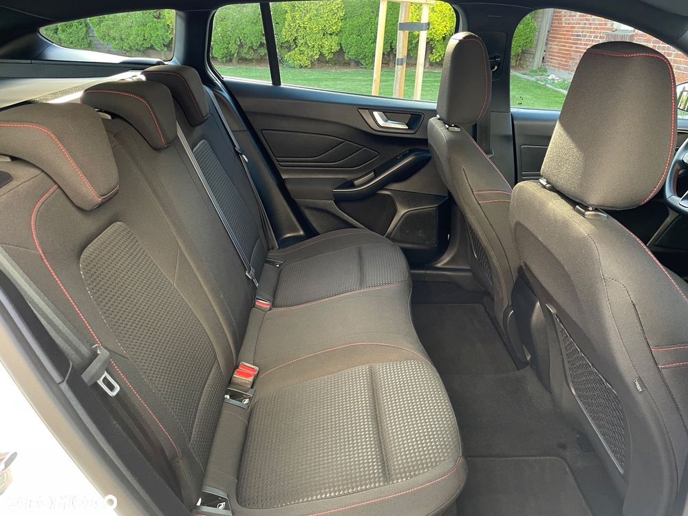 Ford Focus - 6