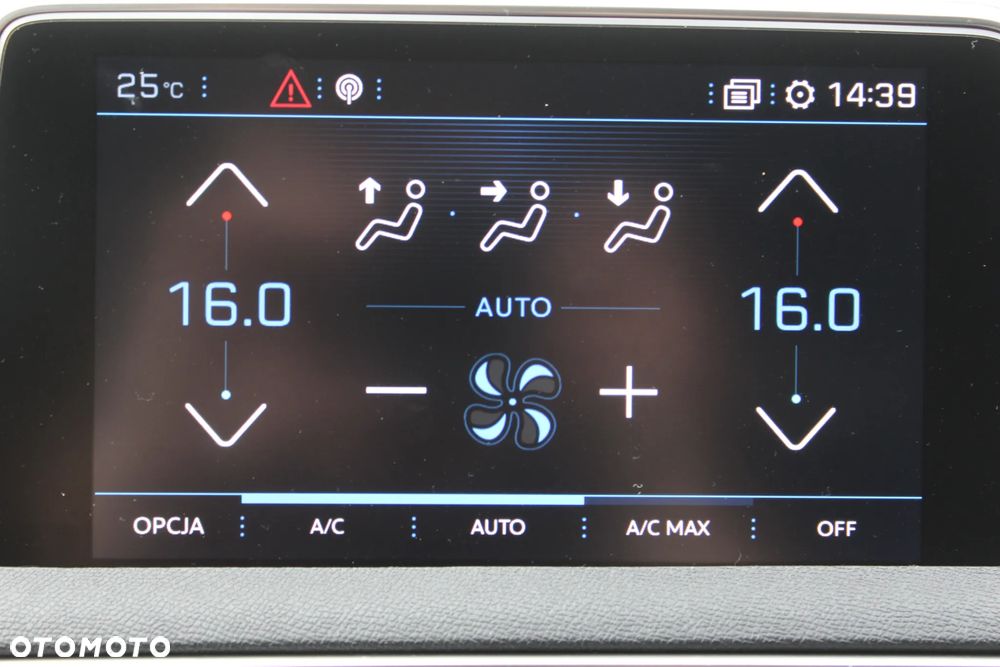 Peugeot 3008 1.2 PureTech Allure S&S - 22