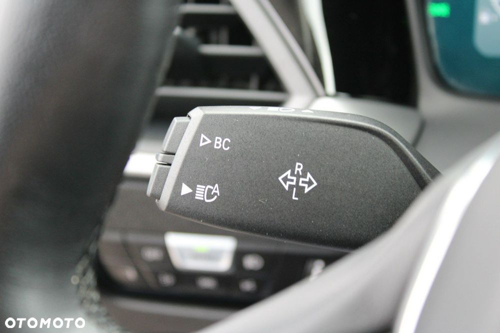 BMW Seria 3 - 26