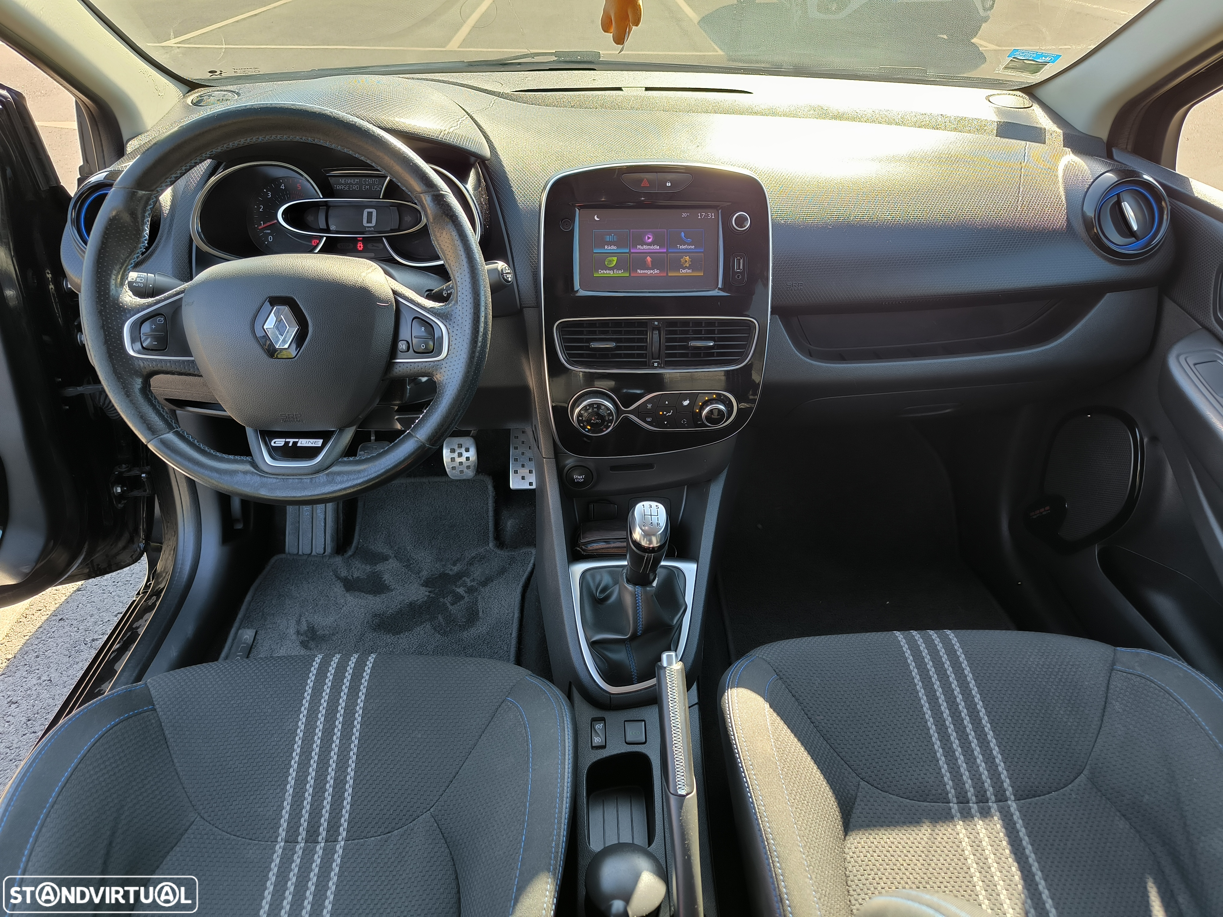 Renault Clio Sport Tourer 1.5 dCi GT Line - 8