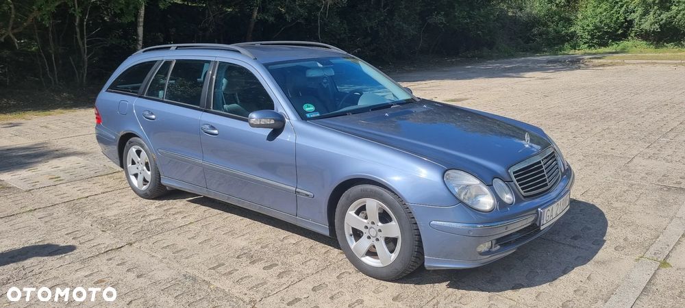 Mercedes-Benz Klasa E 320 T Avantgarde - 1