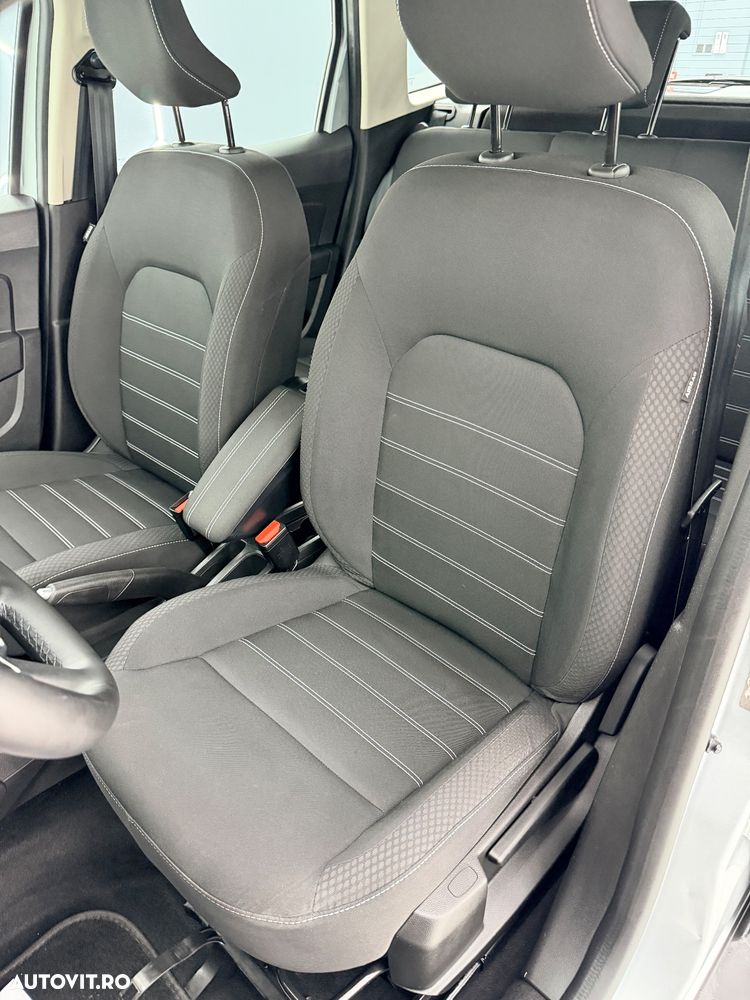 Dacia Duster TCe 90 Essential - 13