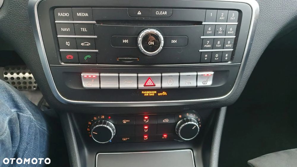 Mercedes-Benz CLA Shooting Brake 220 (CDI) d 7G-DCT AMG Line - 17