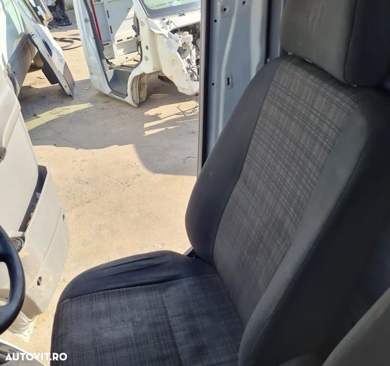 Scaun partea dreapta Mercedes Sprinter 2006-2018 - 3
