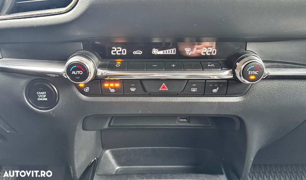 Mazda CX-30 SKYACTIV-G 2.0 M-Hybrid AWD SELECTION - 11