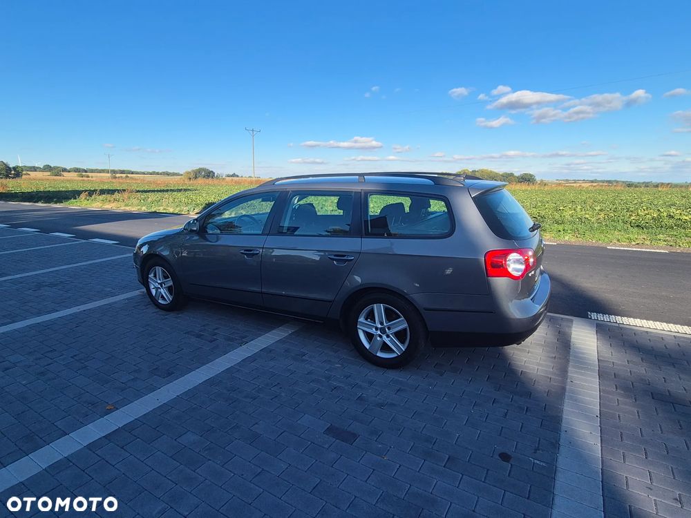 Volkswagen Passat - 6
