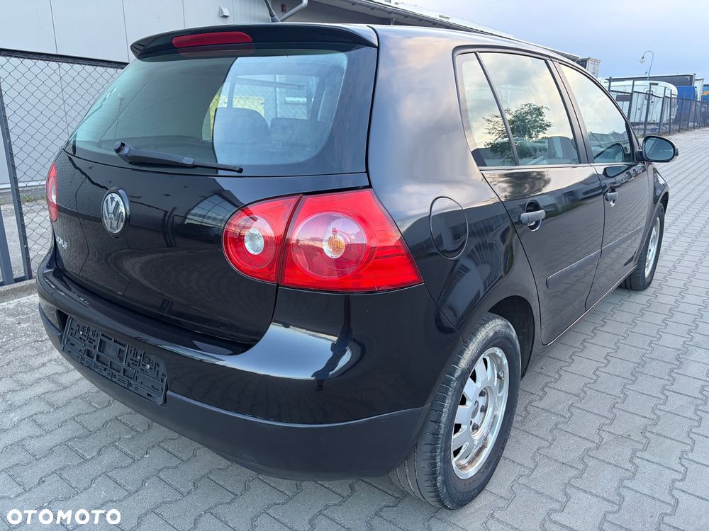 Volkswagen Golf - 8