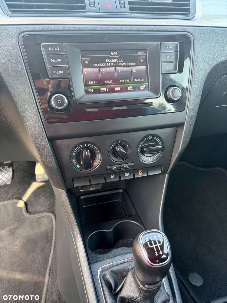 Skoda RAPID 1.2 TSI Ambition - 12