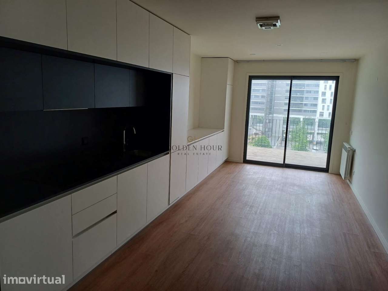 Apartamento T2 Moderno em Condomínio Privado no Porto - Grande imagem: 2/24