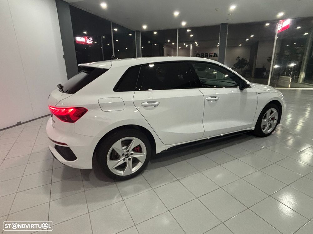 Audi A3 Sportback 45 TFSIe S line - 4
