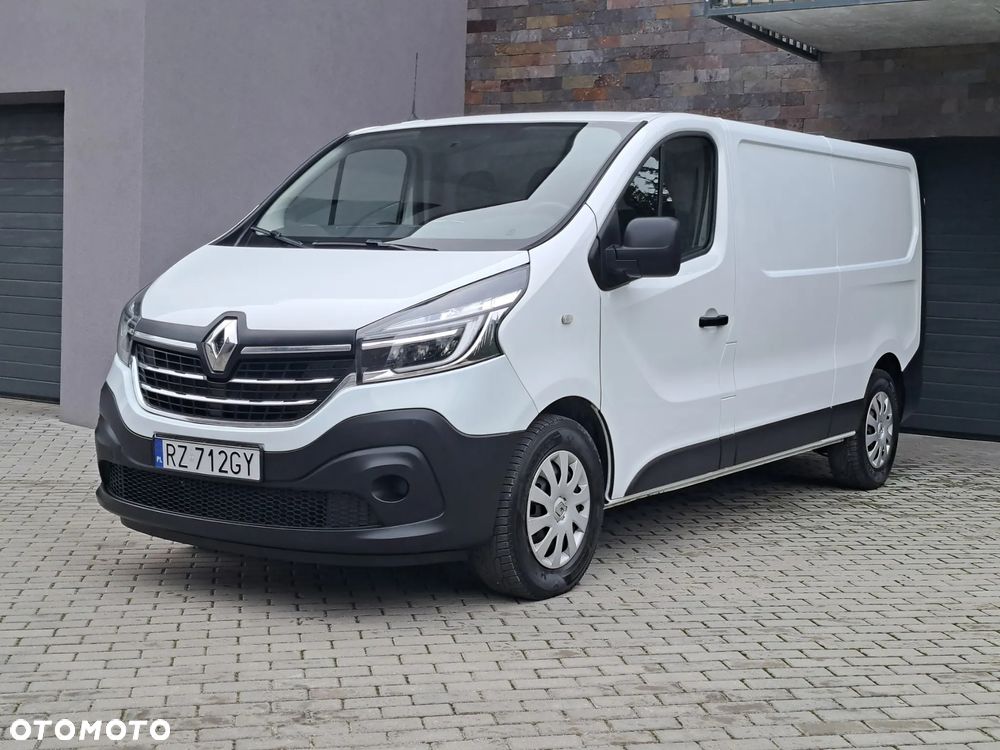 Renault Trafic - 1