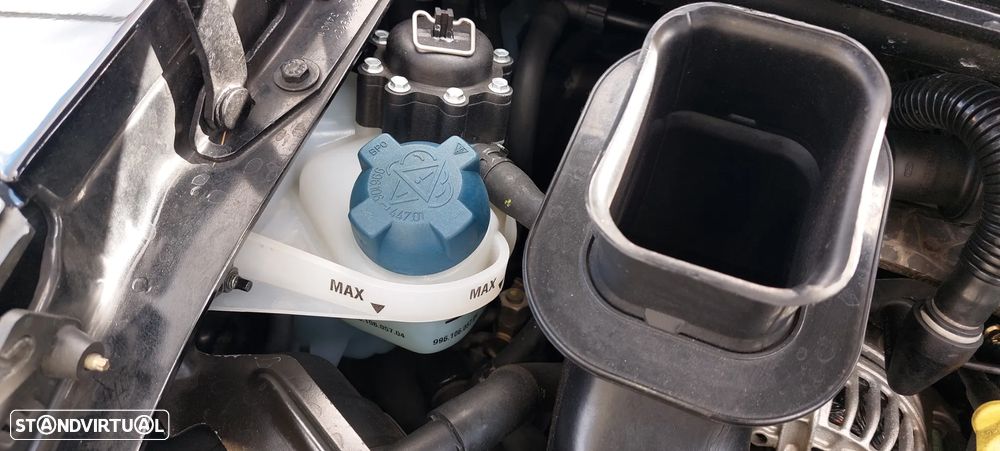 Porsche 911 (996) Carrera - 11