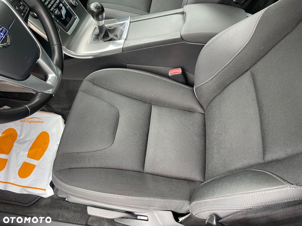 Volvo S60 D3 Summum - 18