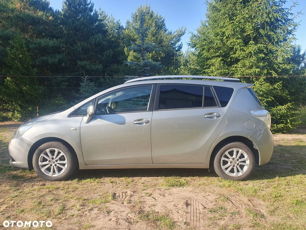 Toyota Verso 2.0 D-4D - 1