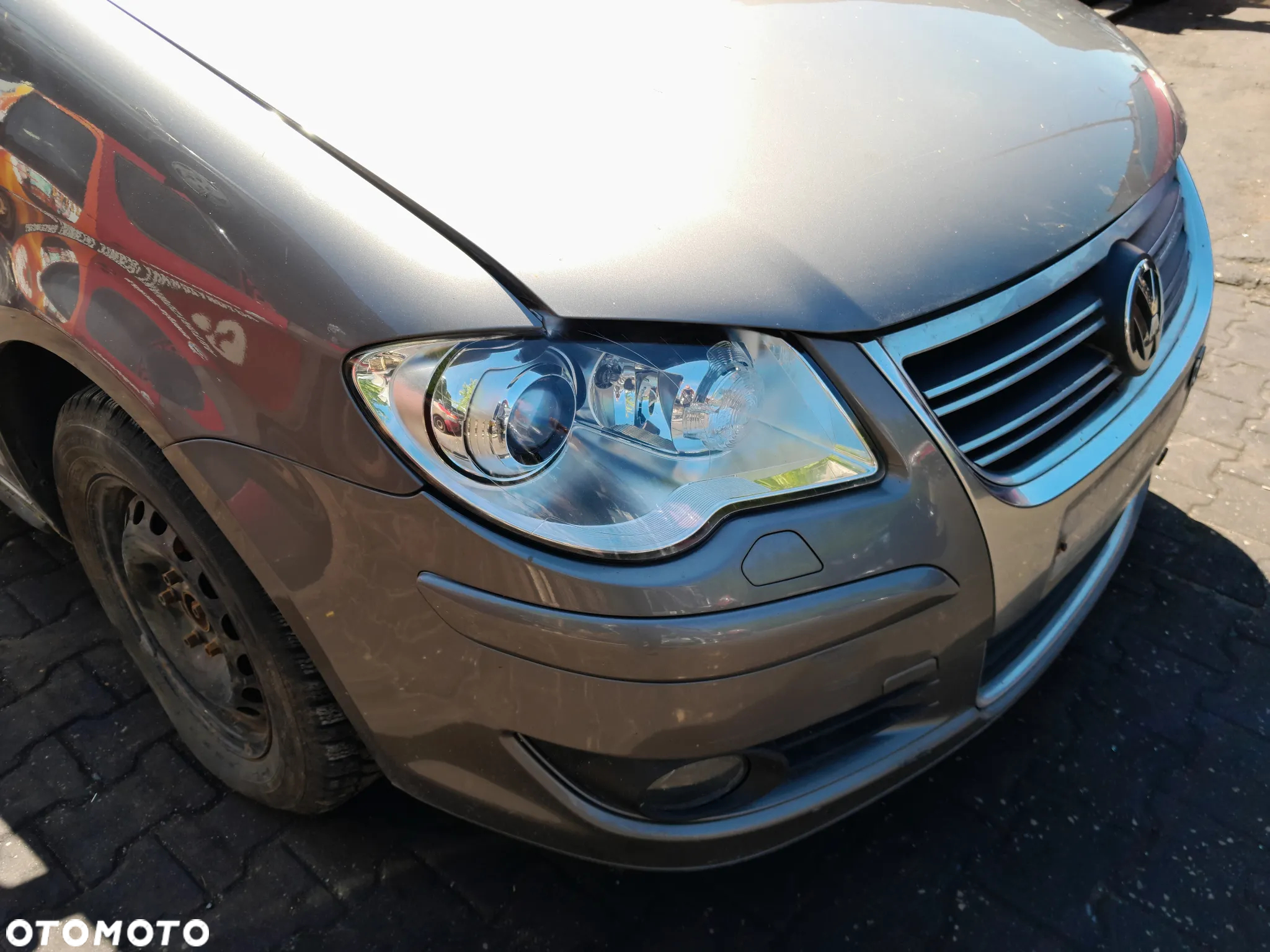 Lampa przednia prawa xenon VW Touran I lift 06-10r. - 3