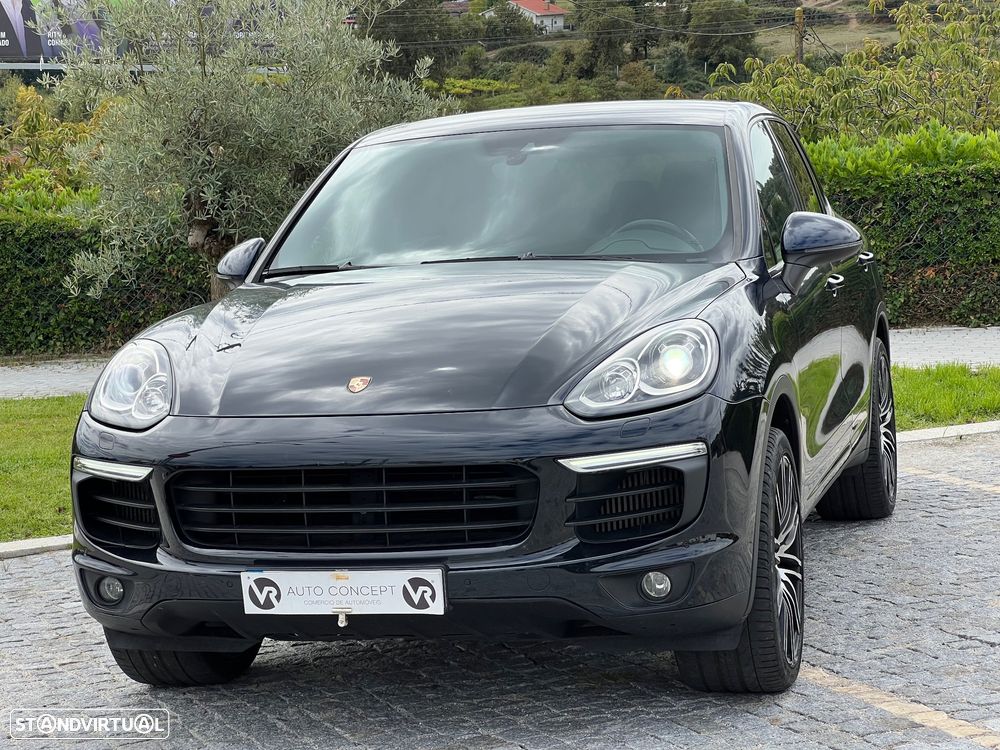 Porsche Cayenne Diesel Platinum Edition - 16