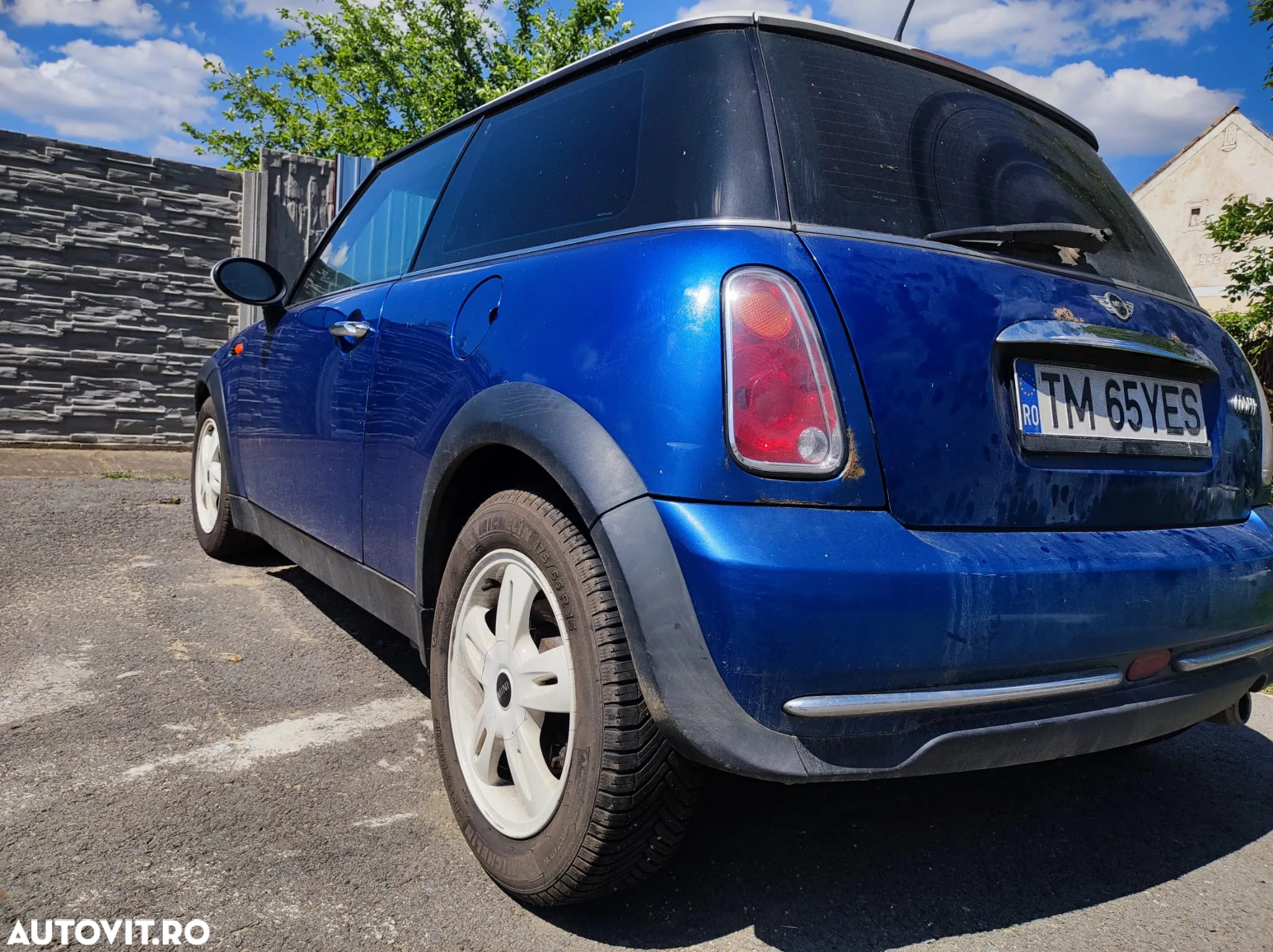 Mini Cooper Cabrio - 4