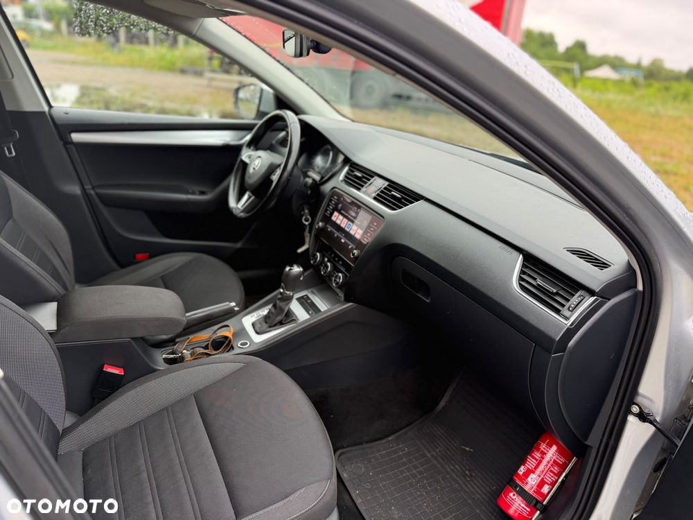 Skoda Octavia 1.6 TDI DSG Style - 13