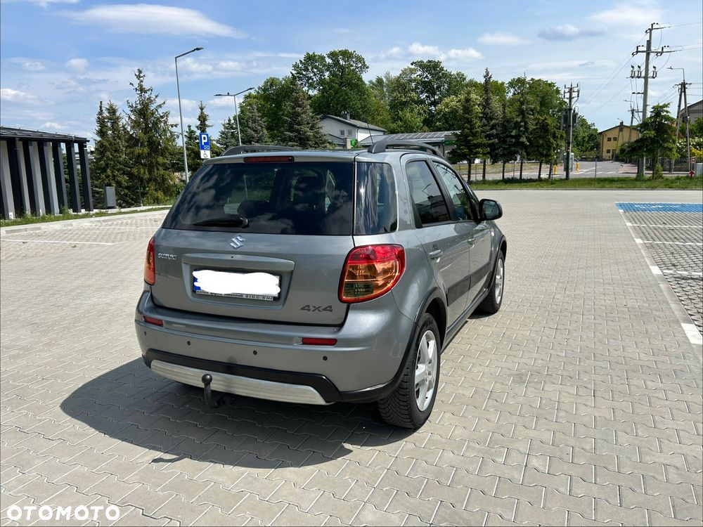 Suzuki SX4 1.6 VVT 4x4 Comfort - 24