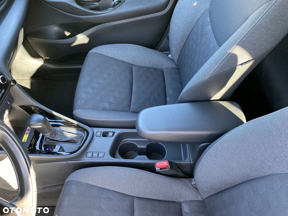 Toyota Yaris Hybrid 1.5 Style - 21